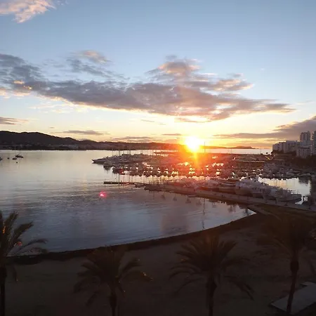 Premium Cafe Del Mar Апартаменты