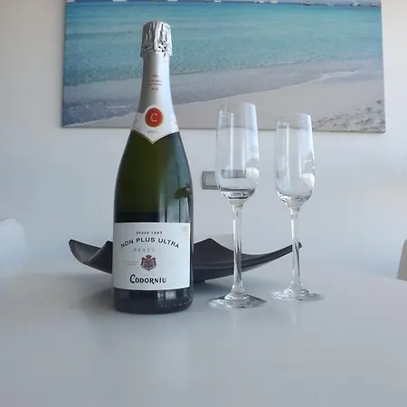 Premium Cafe Del Mar Apartment